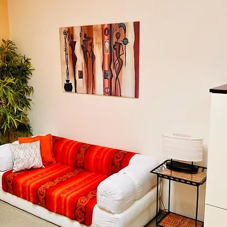 Kolonada 60 Square Meters 2 In Location Direct At Famous Colonnade And Singing Fountain Apartment *