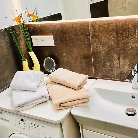 Kolonada 60 Square Meters 2 In Location Direct At Famous Colonnade And Singing Fountain Apartment *
