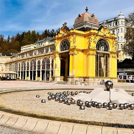 Apartment Kolonada 60 Square Meters 2 In Location Direct At Famous Colonnade And Singing Fountain *